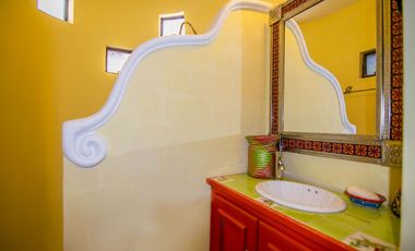 Recientemente renovada, en el corazon de Ajijic!