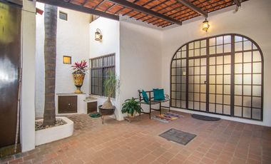 Recientemente renovada, en el corazon de Ajijic!