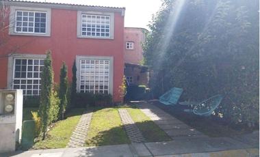 LV25-184 CASA EN VENTA DE RECUPERACION BANCARIA Privada Tepalcate 236, 52227 Fraccionamiento Hacienda de las Fuentes, State of Mexico