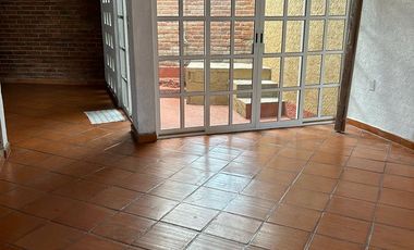 VENTA  CASA ATRÁS GALERIAS PERINORTE, HACIENDA DERRAMADERO, CUAUTITLAN IZCALLI