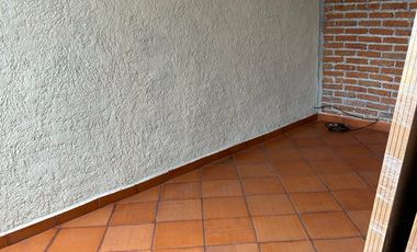 VENTA  CASA ATRÁS GALERIAS PERINORTE, HACIENDA DERRAMADERO, CUAUTITLAN IZCALLI