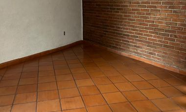 VENTA  CASA ATRÁS GALERIAS PERINORTE, HACIENDA DERRAMADERO, CUAUTITLAN IZCALLI