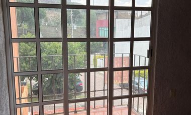 VENTA  CASA ATRÁS GALERIAS PERINORTE, HACIENDA DERRAMADERO, CUAUTITLAN IZCALLI