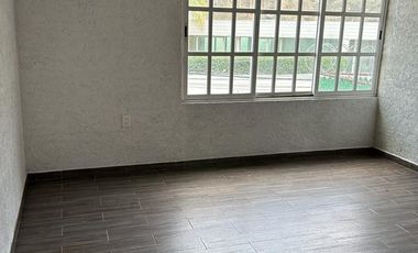 VENTA  CASA ATRÁS GALERIAS PERINORTE, HACIENDA DERRAMADERO, CUAUTITLAN IZCALLI