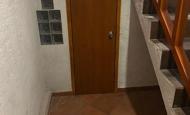 VENTA  CASA ATRÁS GALERIAS PERINORTE, HACIENDA DERRAMADERO, CUAUTITLAN IZCALLI