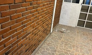VENTA  CASA ATRÁS GALERIAS PERINORTE, HACIENDA DERRAMADERO, CUAUTITLAN IZCALLI