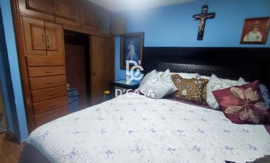 SE VENDE CASA EN EL ROMERAL