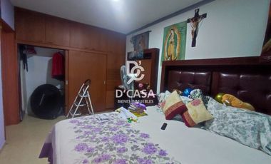 SE VENDE CASA EN EL ROMERAL
