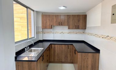 CASA DE VENTA A ESTRENAR EN URBANIZACIÓN, SEGURA Y EXCLUSIVA