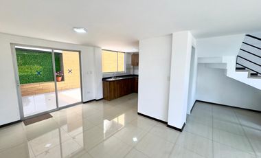 CASA DE VENTA A ESTRENAR EN URBANIZACIÓN, SEGURA Y EXCLUSIVA