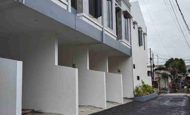 Di Jual Rumah Murah  5 menit stasiun sawah besar dan mangga besar