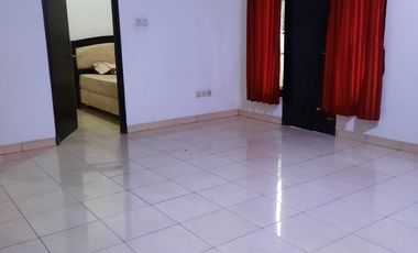 Disewakan Rumah Siap Huni Nyaman Terawat Minimalis Lokasi di Buah Batu Regensi Bandung