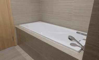 Sewa Apartemen Hillcrest House Lippo Karawaci 2+1 BR Private Lift