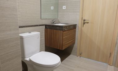 Sewa Apartemen Hillcrest House Lippo Karawaci 2+1 BR Private Lift