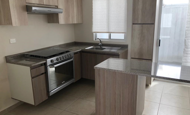 CASA EN RENTA TRES CANTOS, CUAUTLANCINGO PUEBLA