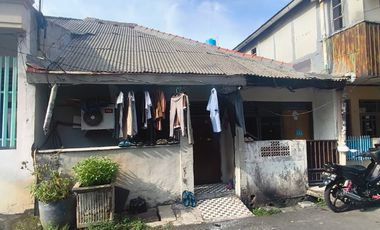 TURUN HARGA RUMAH di Kemayoran Murah JARANG ADA Lokasi bagus dekat Stasiun Kereta Api Akses mobil