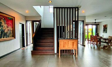 AMS-025.ASR 🌿 For Sale Villa Rice Field Views and Villages Environment Pering Blahbatuh – Gianyar