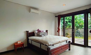 AMS-025.ASR 🌿 For Sale Villa Rice Field Views and Villages Environment Pering Blahbatuh – Gianyar