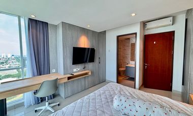 Disewakan Tahunan Apartemen Springhill Terrace Type 3+1BR Fully Furnish View Golf