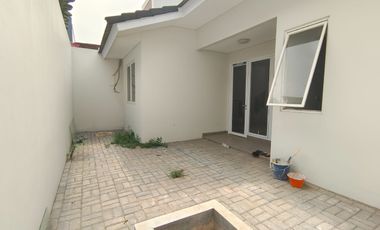 Cluster Acacia Summarecon Bekasi Lebar 9 Jarang Ada dekat Pos Satpam & Pool Cash / KPR Murah