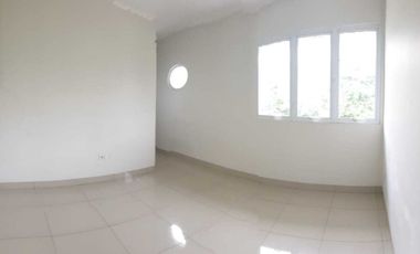 Cluster Vernonia Hoek sebelah Taman @Summarecon Bekasi Siap Huni CASH / KPR