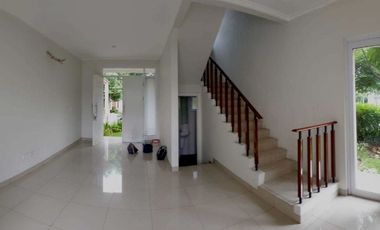 Cluster Vernonia Hoek sebelah Taman @Summarecon Bekasi Siap Huni CASH / KPR