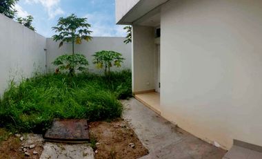 Cluster Vernonia Hoek sebelah Taman @Summarecon Bekasi Siap Huni CASH / KPR