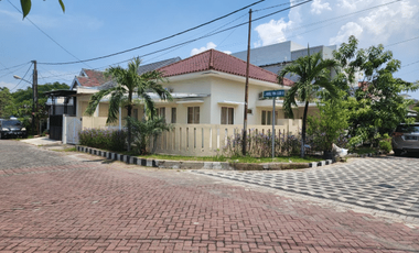 Rumah disewakan di Nirwana Eksekutif, RW 04, Wonorejo, Rungkut, Surabaya, Jawa Timur