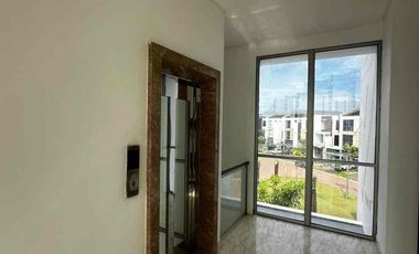 Disewakan Rumah The Mozard Signature 4 Kamar Tidur Baru