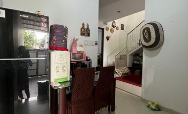 Rumah Dijual di Lempongsari 2 Lantai Nyaman Sekali