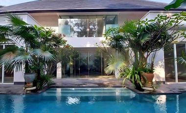 rumah mewah 2 lantai siap huni kebayoran baru jakarta selatan