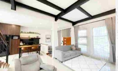 Rumah dijual lokasi strategis Setraduta Bandung siap huni SHM lingkungan nyaman