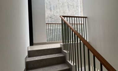 RUMAH DIJUAL DI KOMPLEK ALAM ELOK PONDOK INDAH