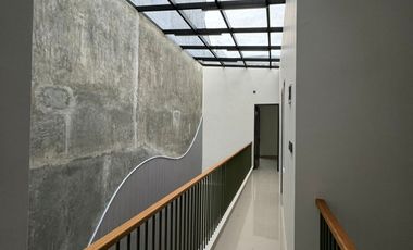 RUMAH DIJUAL DI KOMPLEK ALAM ELOK PONDOK INDAH