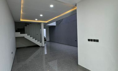 RUMAH DIJUAL DI KOMPLEK ALAM ELOK PONDOK INDAH