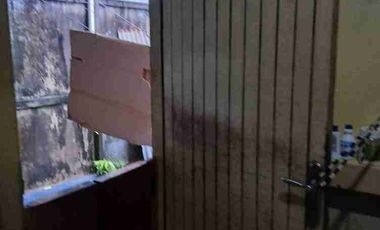 Ruko 3 lantai kawasan ramai kota Pontianak di Siantan, jl. Situt Mahmud