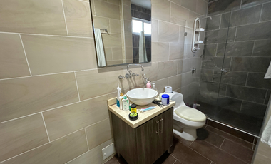 Casa con potencial comercial en el barrio Buque