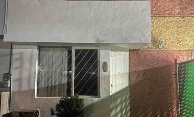 VENTA DE CASA CERCA DE CU