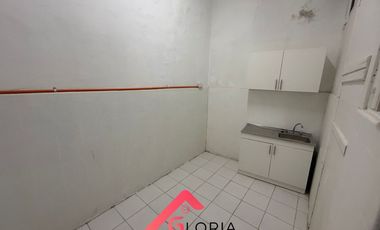 Arrendamos 4 oficinas en pleno centro Valparaíso con servicios basicos incluidos