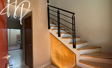 CASA EN RENTA CALETE 3 RECAMARAS