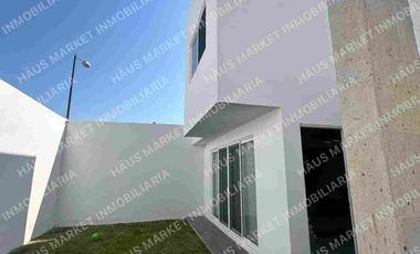 AMPLIA Y PRECIOSA CASA EN MARBELLA