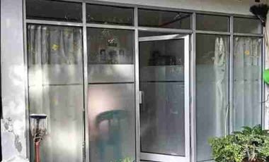 Dijual Rumah Siap Huni ,Murah- Lokasi Strategis Surobayan, Sedayu, Bantul

Bantul, Daerah Istimewa Yogyakarta