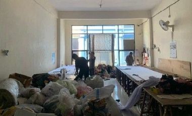 STRATEGIC SHOPHOUSE FOR SALE IN PANJANGJIWO, RUNGKUT, SURABAYA (R480)