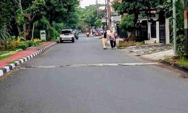 Rumah disewakan minimal 2 tahun Rp 160 juta di Pondok Kelapa Jakarta Timur