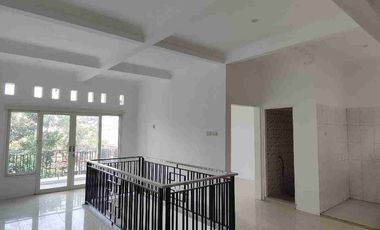 Dijual CPT BU rumah di Puri Surya Jaya Sidoarjo