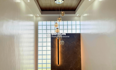 Private Pool Villa 5-Bedroom House For Sale Clark NLEX Korea Town Angeles City, Pampanga