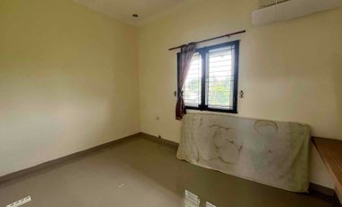 Dijual Murah Rumah di komplek Casa Feliz