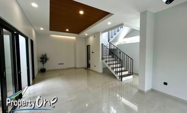 Jual Rumah Di kencana Loka BSD Serpong