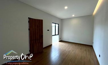 Jual Rumah Di kencana Loka BSD Serpong