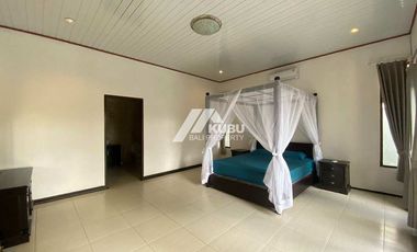 KBP1488 Charming villa with large garden Located in the villa complex area.